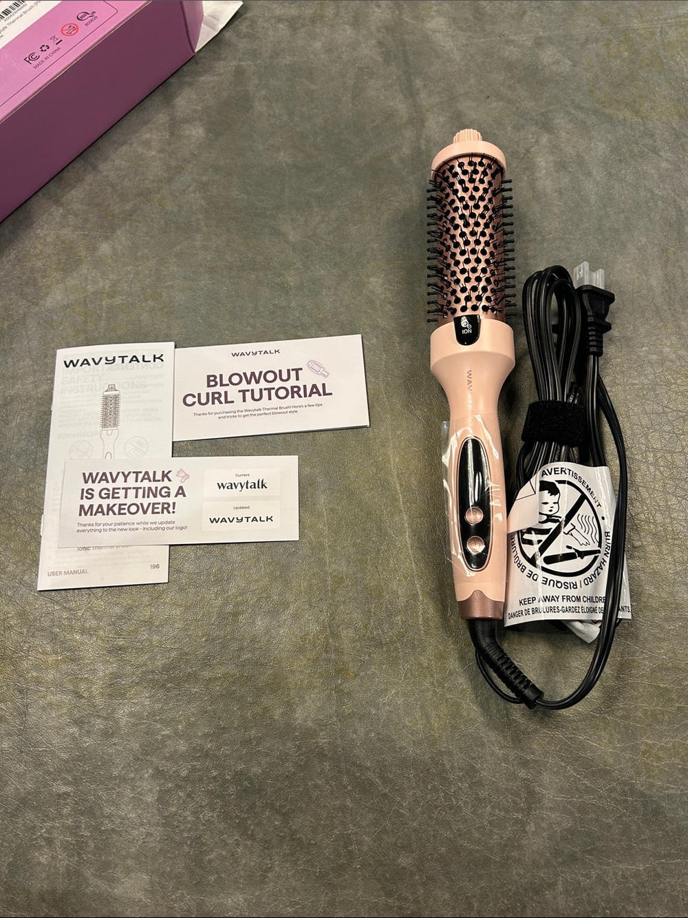 Wavytalk Blowout Boost 1.5 Inch Ionic Thermal Brush - Picture 4 of 4